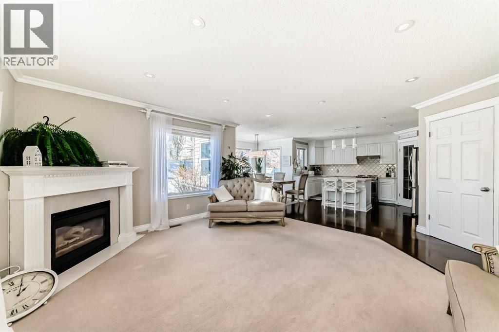 91 Somerglen Road Sw, Calgary, Alberta  T2Y 3S3 - Photo 7 - A2278120