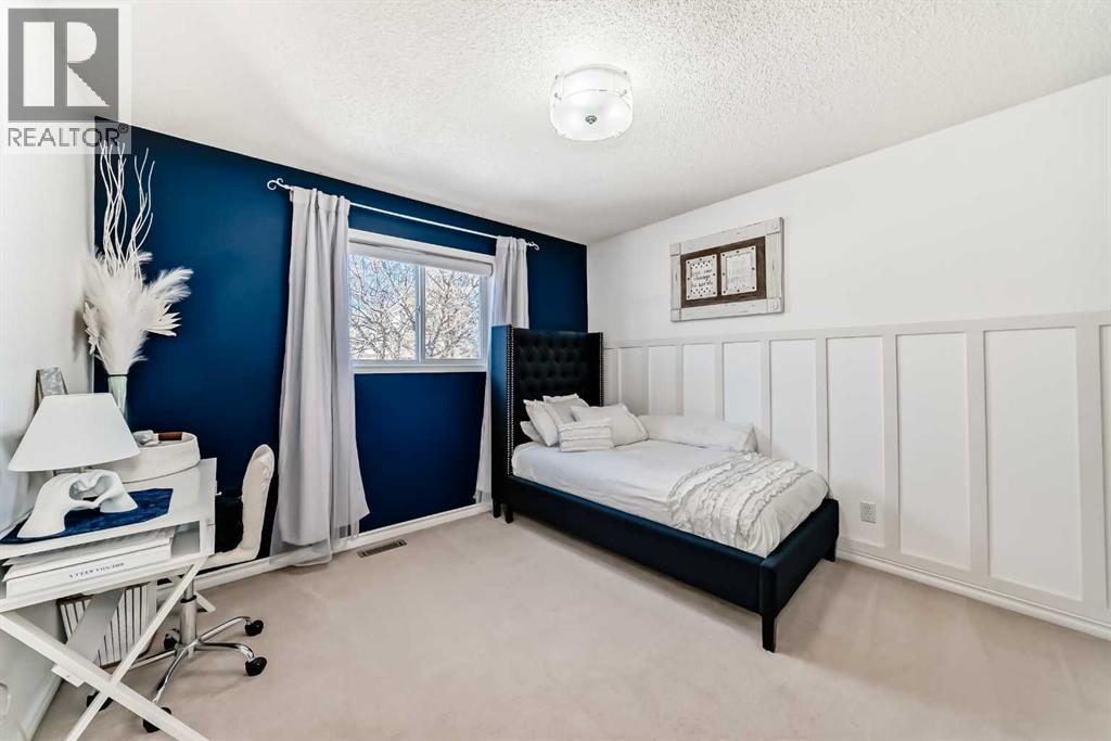 91 Somerglen Road Sw, Calgary, Alberta  T2Y 3S3 - Photo 29 - A2278120