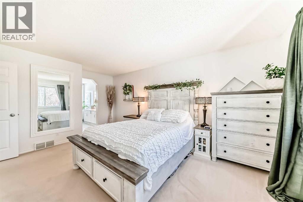 91 Somerglen Road Sw, Calgary, Alberta  T2Y 3S3 - Photo 23 - A2278120