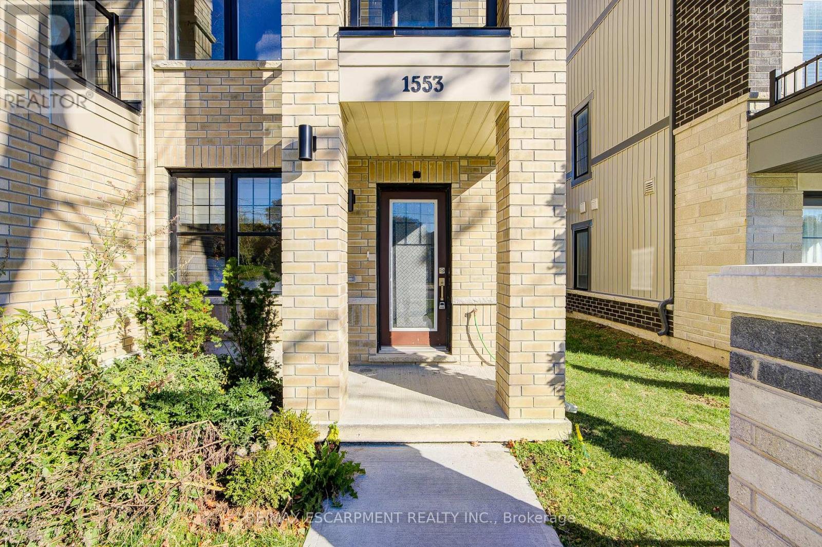 1553 Green Road, Clarington, Ontario  L1C 7E5 - Photo 2 - E12681064