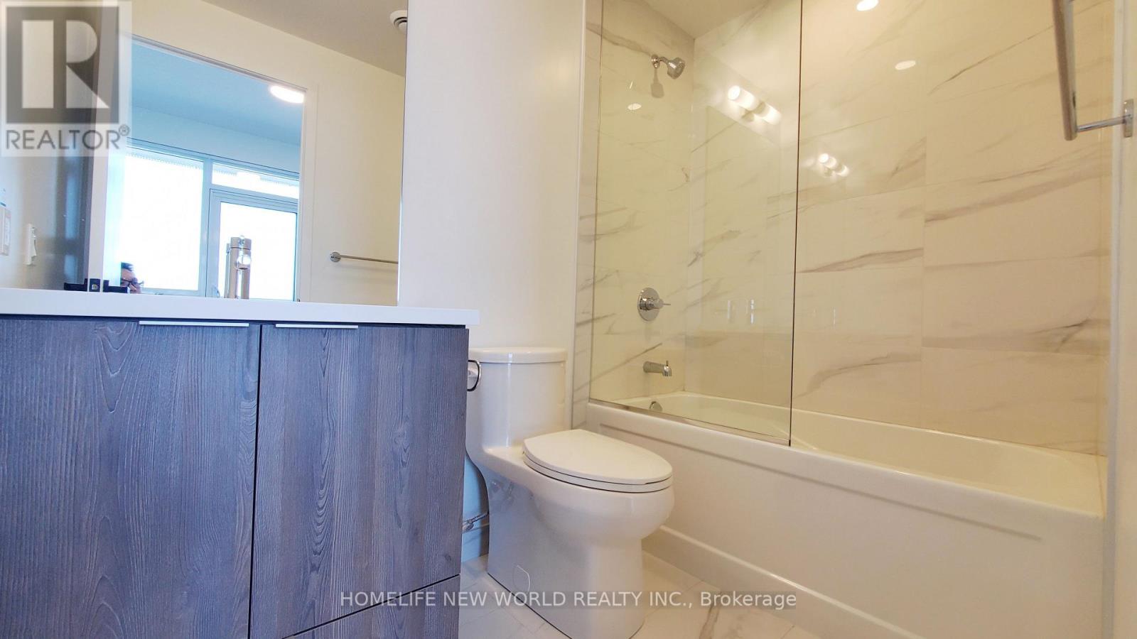 4706 - 8 Interchange Way, Vaughan, Ontario  L4K 0R2 - Photo 10 - N12681172