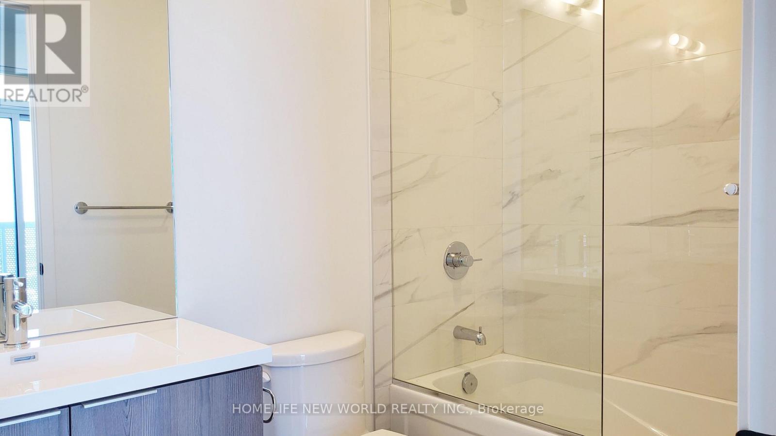 4706 - 8 Interchange Way, Vaughan, Ontario  L4K 0R2 - Photo 14 - N12681172