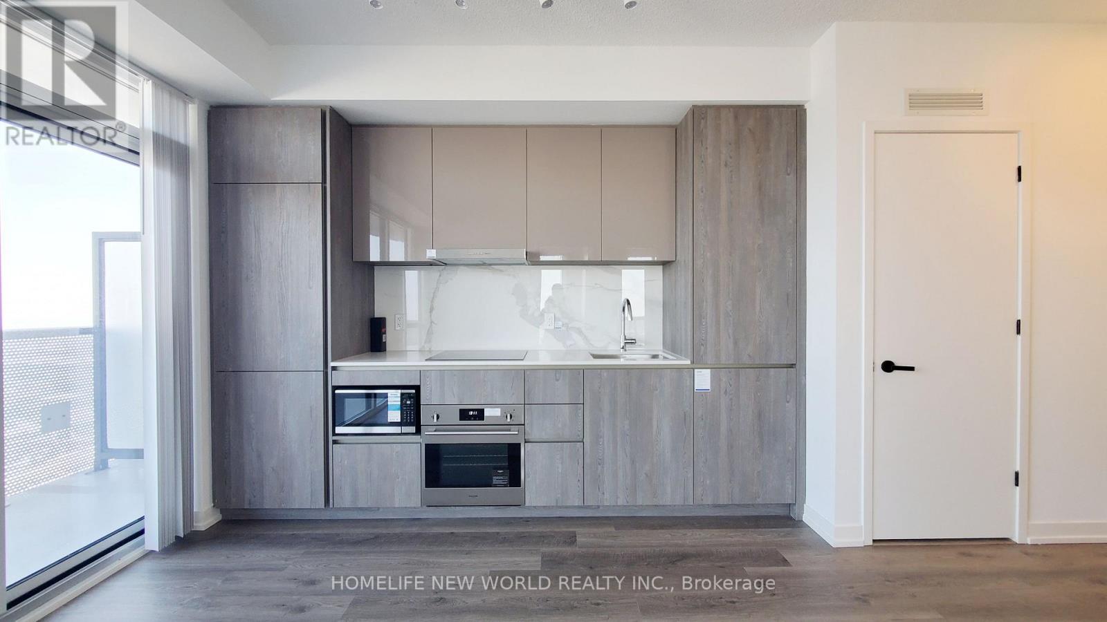 4706 - 8 Interchange Way, Vaughan, Ontario  L4K 0R2 - Photo 8 - N12681172