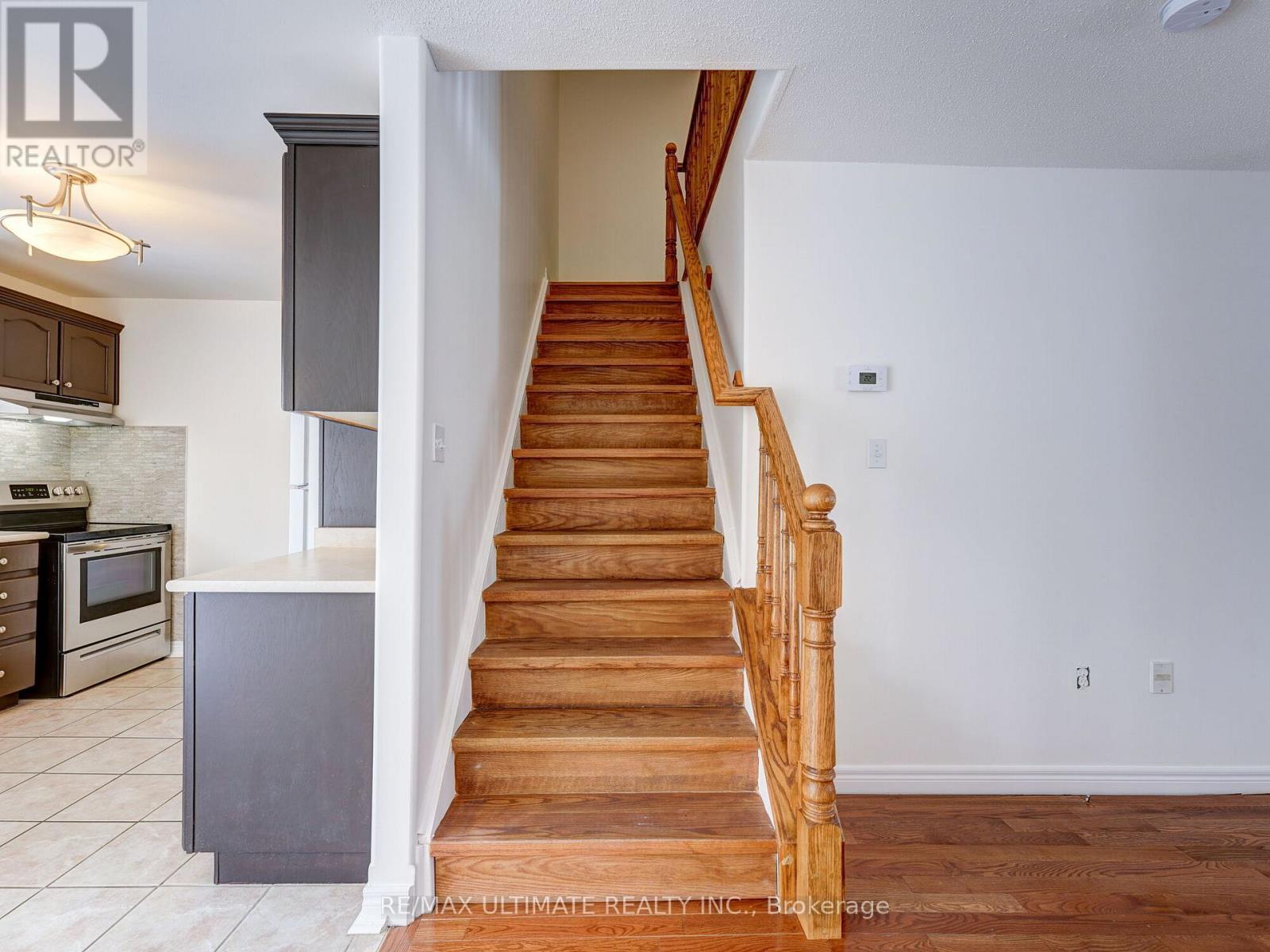 22 Wrendale Crescent, Georgina, Ontario  L4P 4C4 - Photo 11 - N12681244