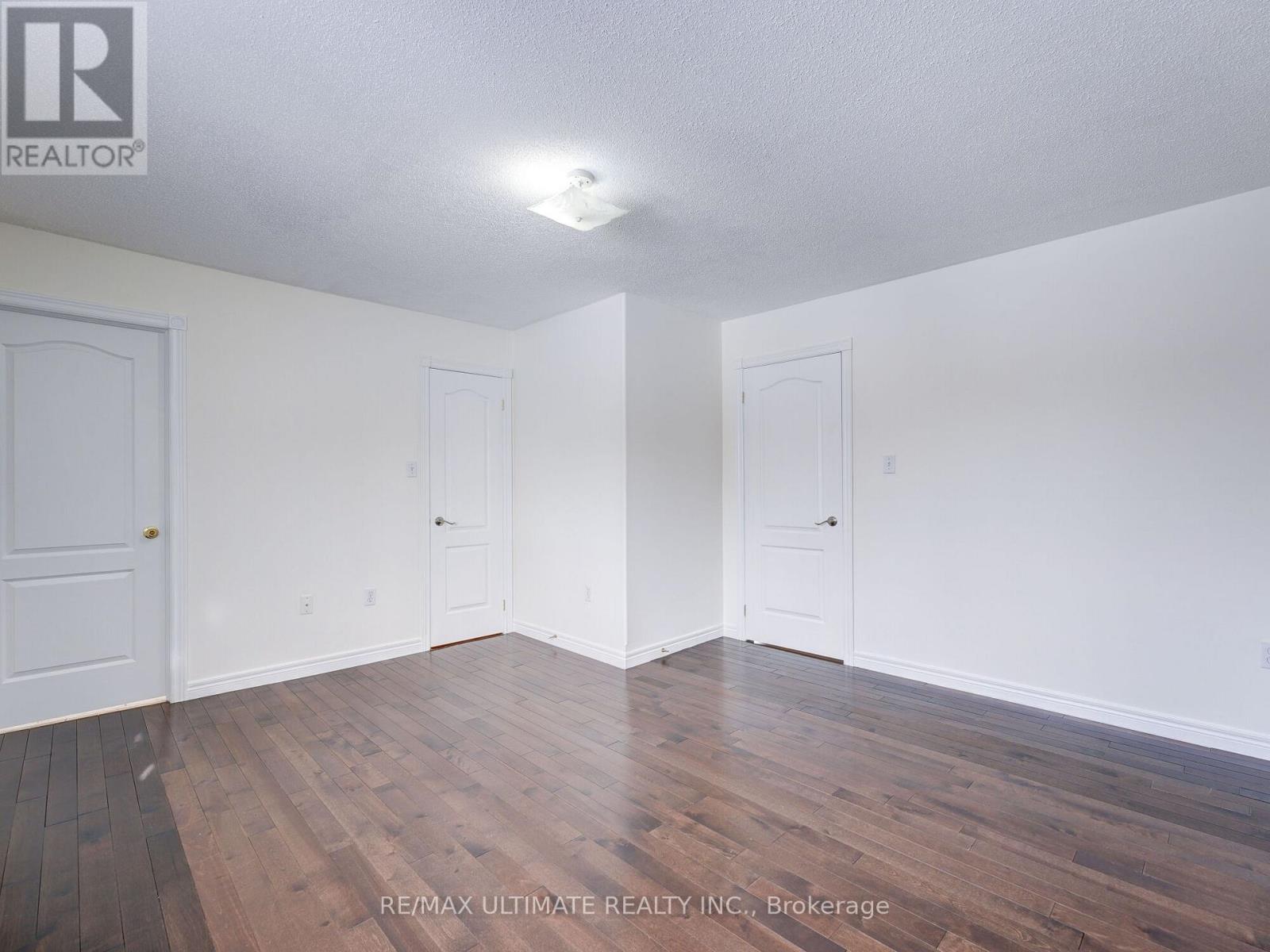 22 Wrendale Crescent, Georgina, Ontario  L4P 4C4 - Photo 17 - N12681244