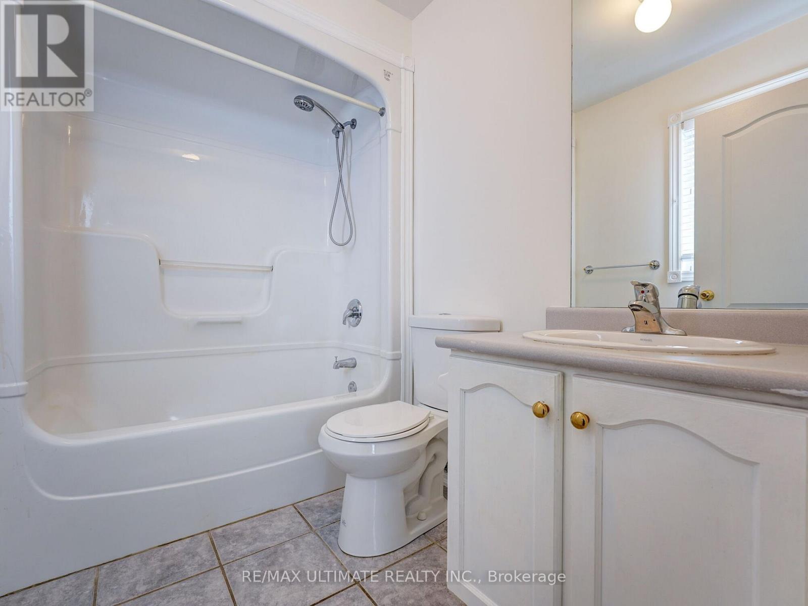 22 Wrendale Crescent, Georgina, Ontario  L4P 4C4 - Photo 18 - N12681244