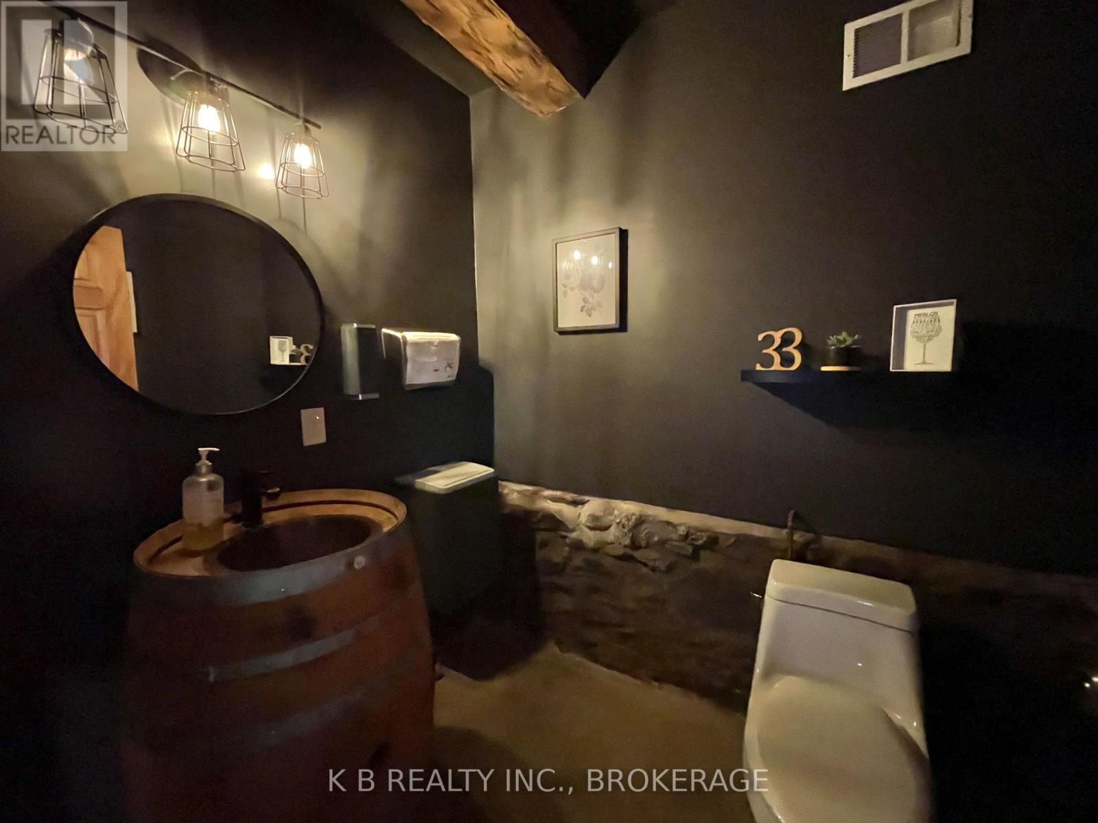 9261 33 Highway, Greater Napanee, Ontario  K0H 1G0 - Photo 18 - X12639898