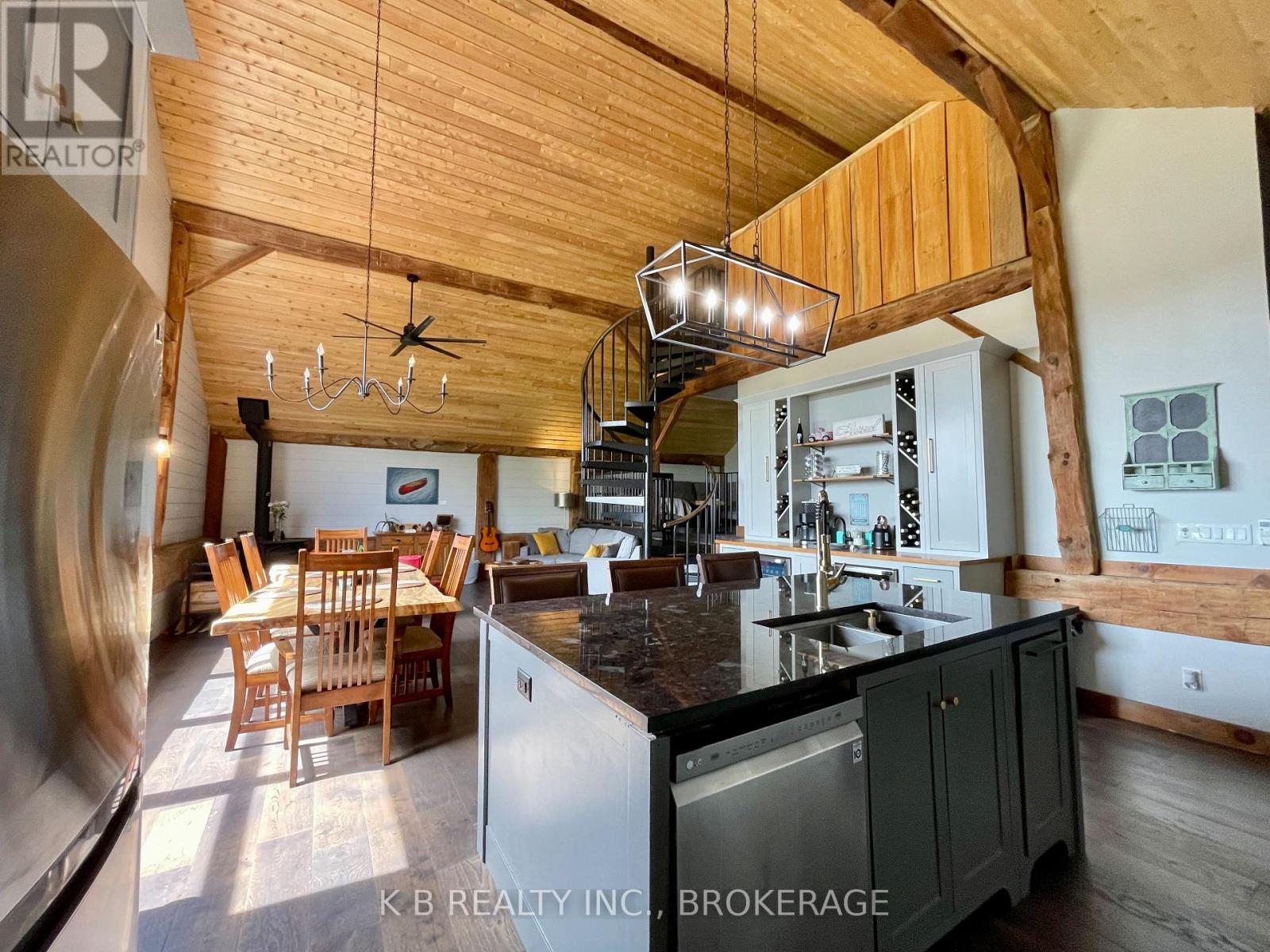 9261 33 Highway, Greater Napanee, Ontario  K0H 1G0 - Photo 26 - X12639898