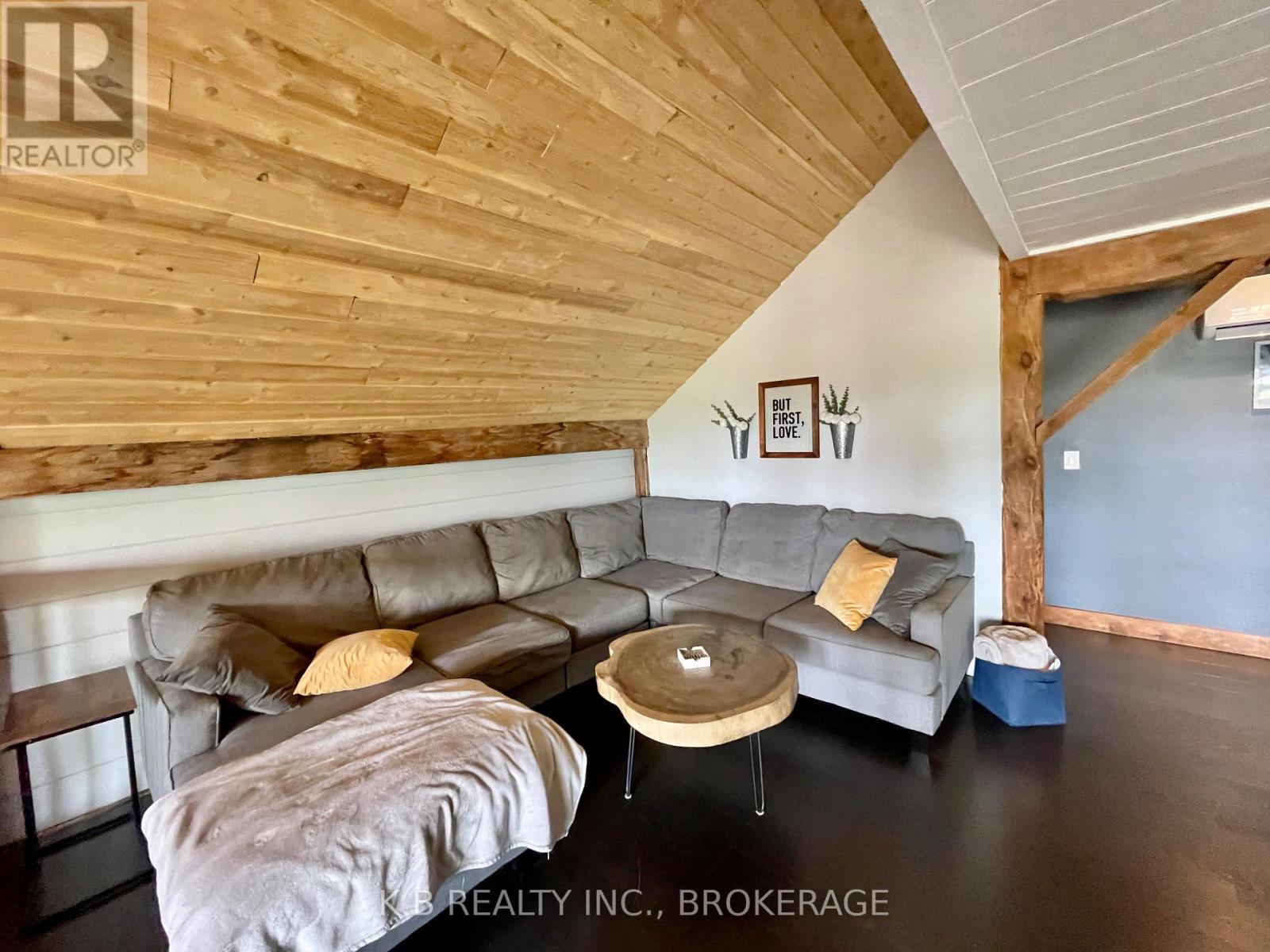 9261 33 Highway, Greater Napanee, Ontario  K0H 1G0 - Photo 31 - X12639898