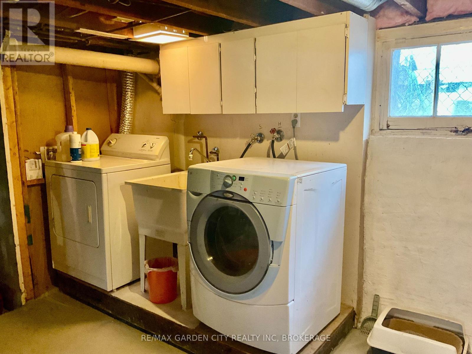 16 Ida Street, St. Catharines, Ontario  L2R 3X4 - Photo 19 - X12485392