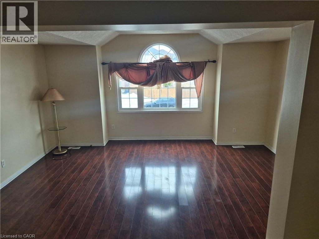 10 Donnenwerth Drive, Kitchener, Ontario  N2E 3X2 - Photo 16 - 40797417