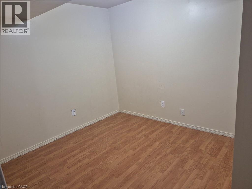 10 Donnenwerth Drive, Kitchener, Ontario  N2E 3X2 - Photo 20 - 40797417