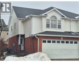 10 DONNENWERTH Drive, kitchener, Ontario