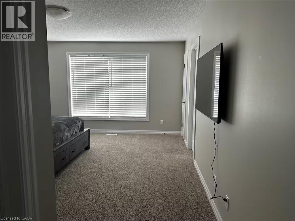 155 Otterbein Road, Kitchener, Ontario  N2A 0A8 - Photo 13 - 40797271