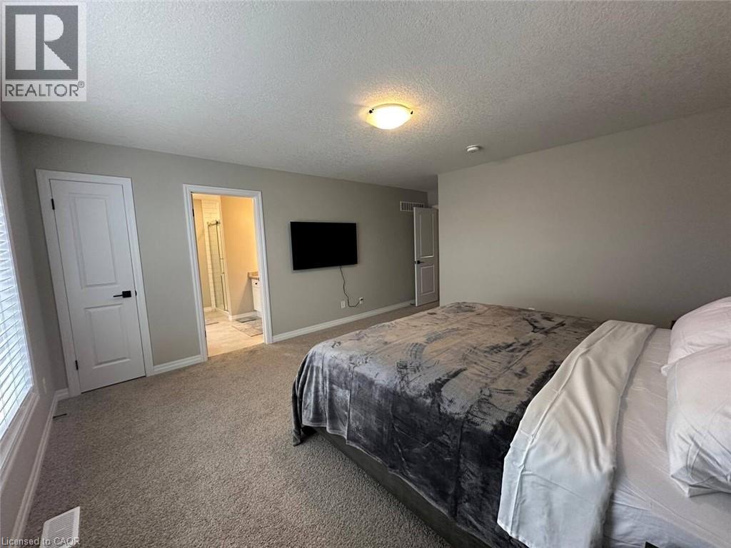 155 Otterbein Road, Kitchener, Ontario  N2A 0A8 - Photo 14 - 40797271