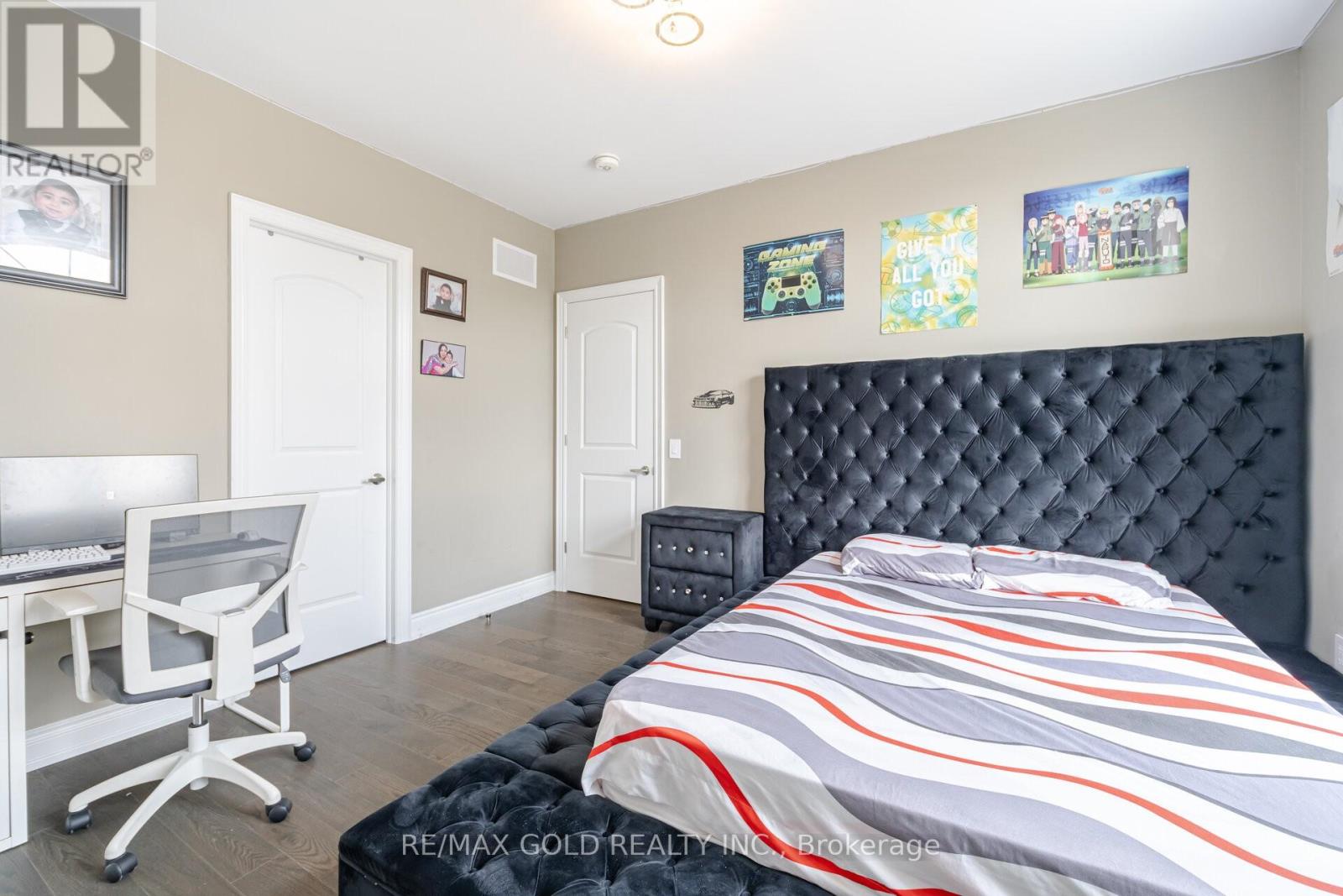 85 James Walker Avenue, Caledon, Ontario  L7C 4N1 - Photo 20 - W12681054