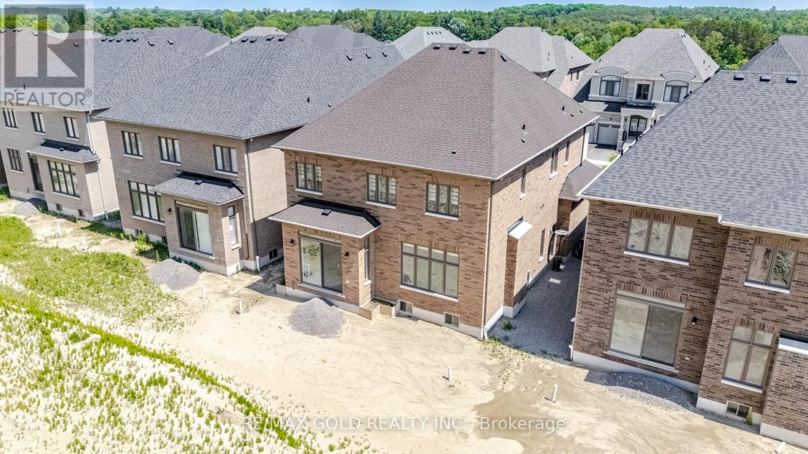 85 James Walker Avenue, Caledon, Ontario  L7C 4N1 - Photo 28 - W12681054