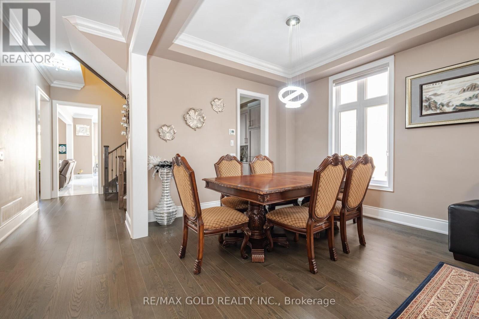 85 James Walker Avenue, Caledon, Ontario  L7C 4N1 - Photo 7 - W12681054