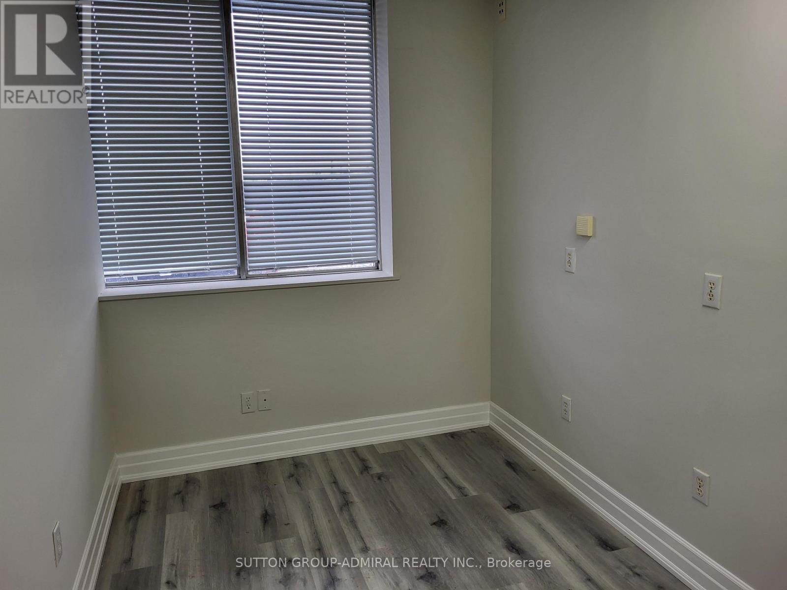 201 - 1001 Finch Avenue W, Toronto, Ontario  M3J 2C7 - Photo 10 - W12681092