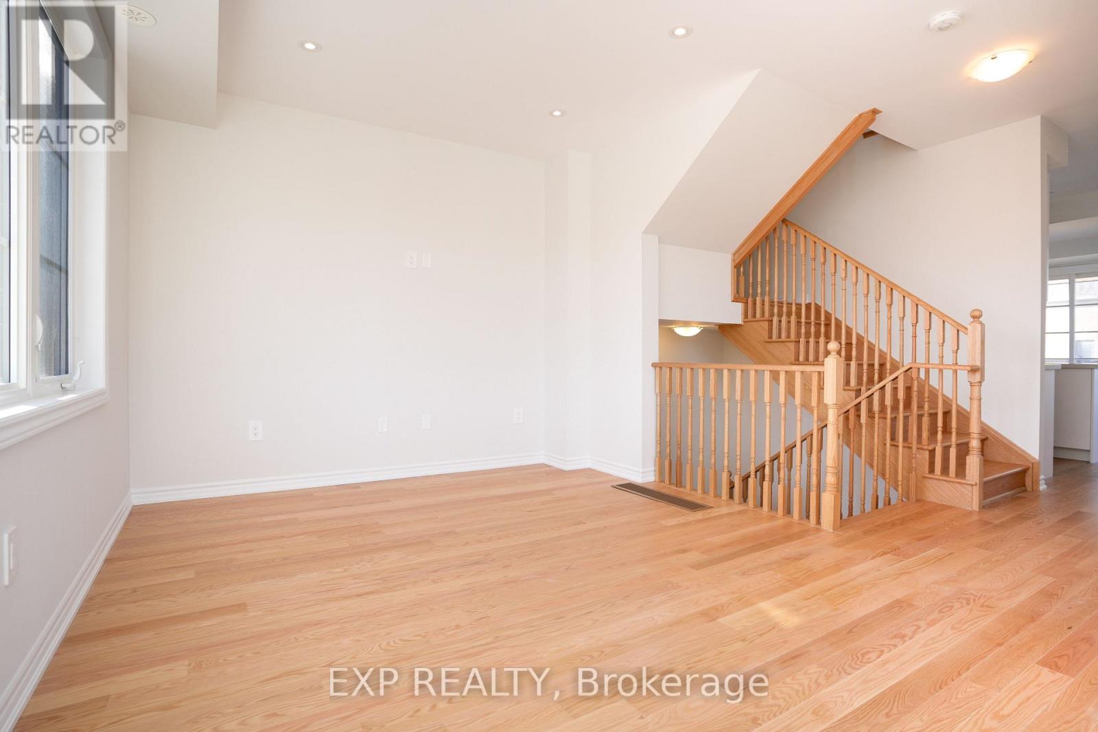 1260 National Valley Drive, Mississauga, Ontario  L5V 0E9 - Photo 16 - W12681094