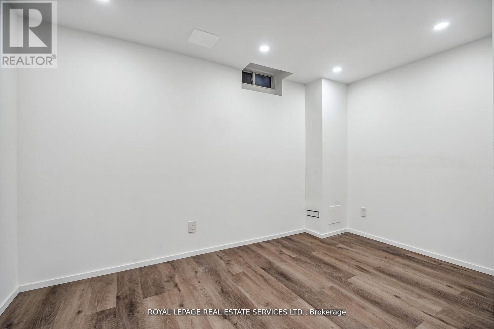 1657 Glenvista Drive, Oakville, Ontario  L6H 6K6 - Photo 32 - W12681104