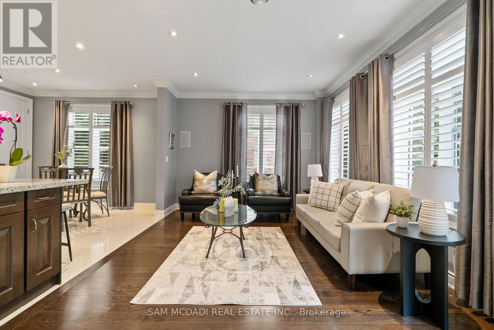 2469 Chateau Common, Oakville, Ontario  L6M 0S1 - Photo 16 - W12681150