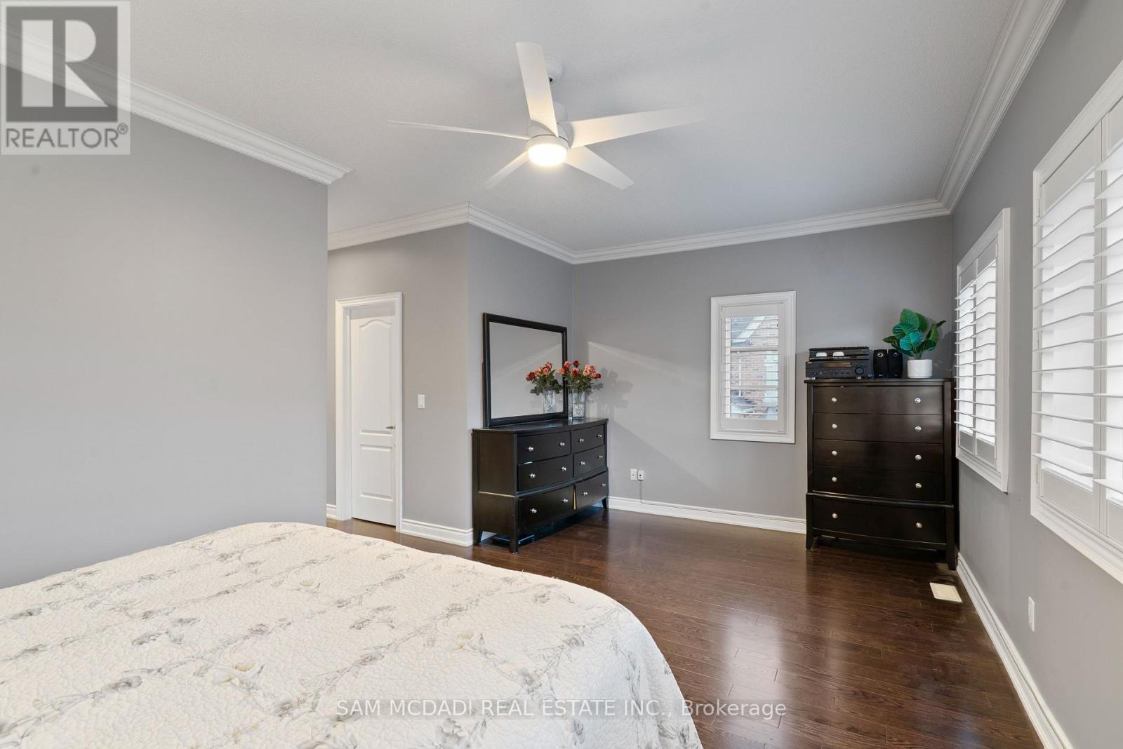 2469 Chateau Common, Oakville, Ontario  L6M 0S1 - Photo 21 - W12681150