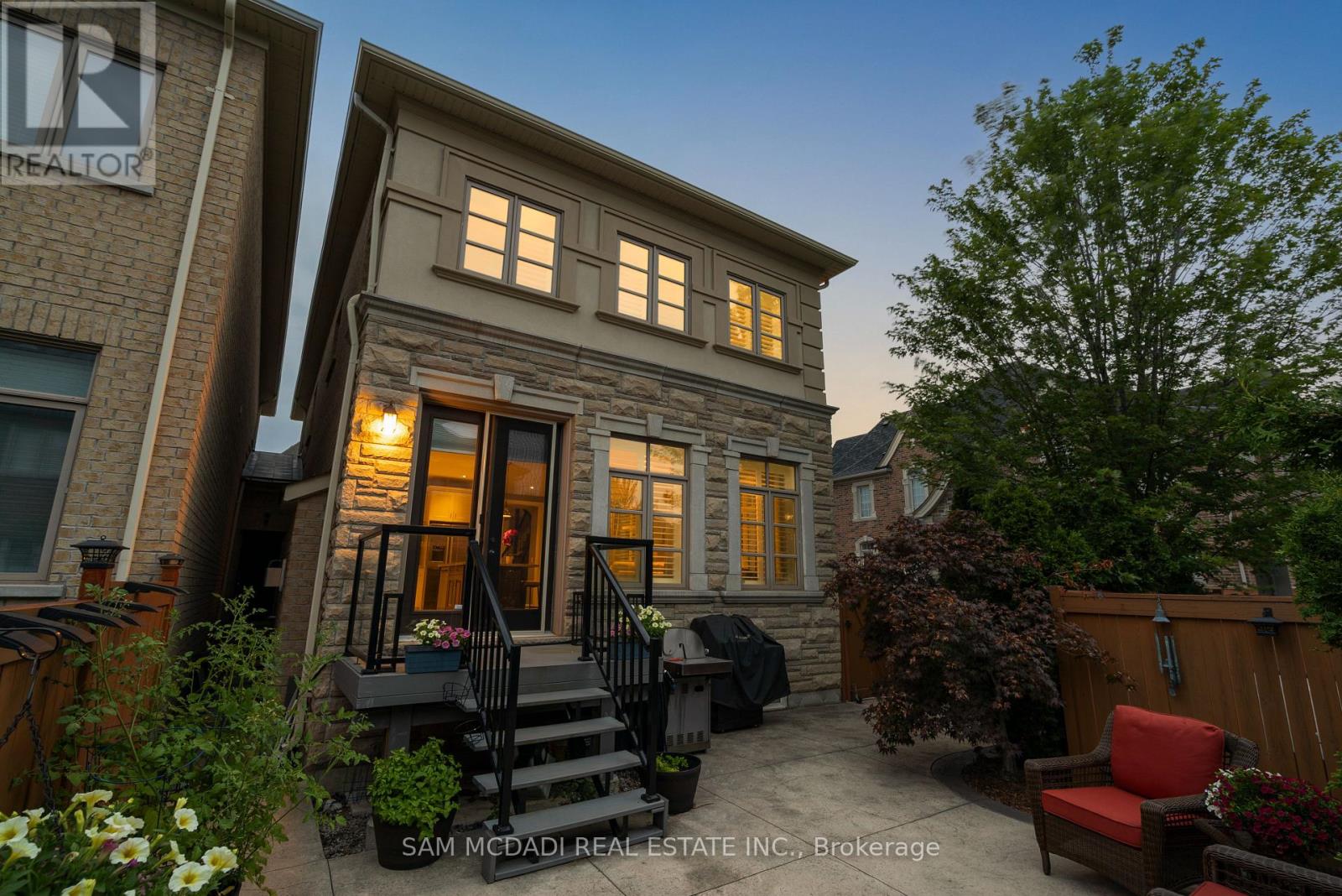 2469 Chateau Common, Oakville, Ontario  L6M 0S1 - Photo 35 - W12681150