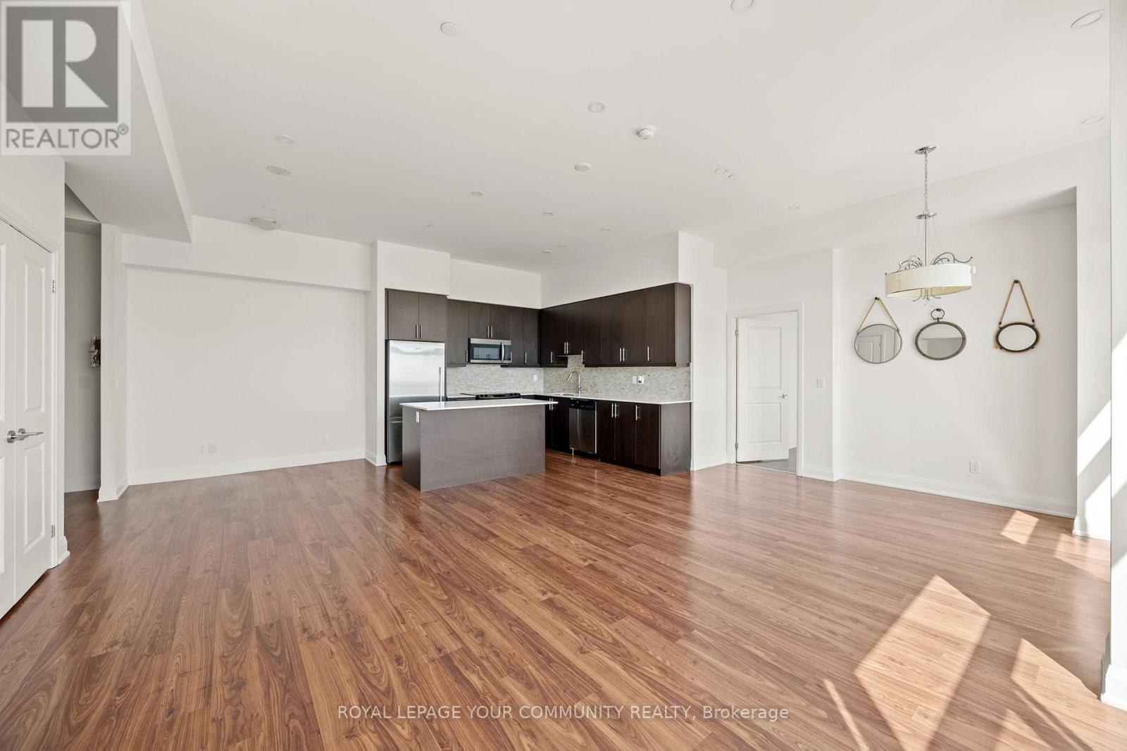 1205 - 35 Fontenay Court, Toronto, Ontario  M9A 0E2 - Photo 6 - W12681162