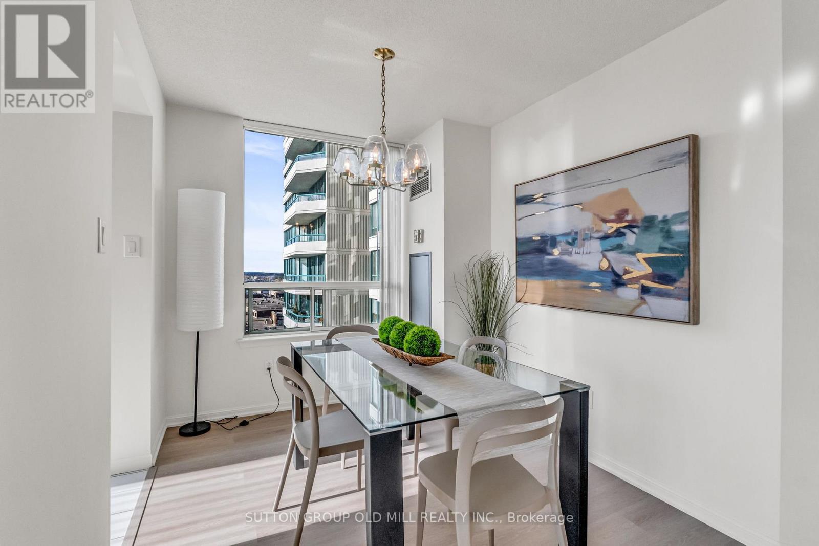 1505 - 550 Webb Drive, Mississauga, Ontario  L5B 3Y4 - Photo 12 - W12681184