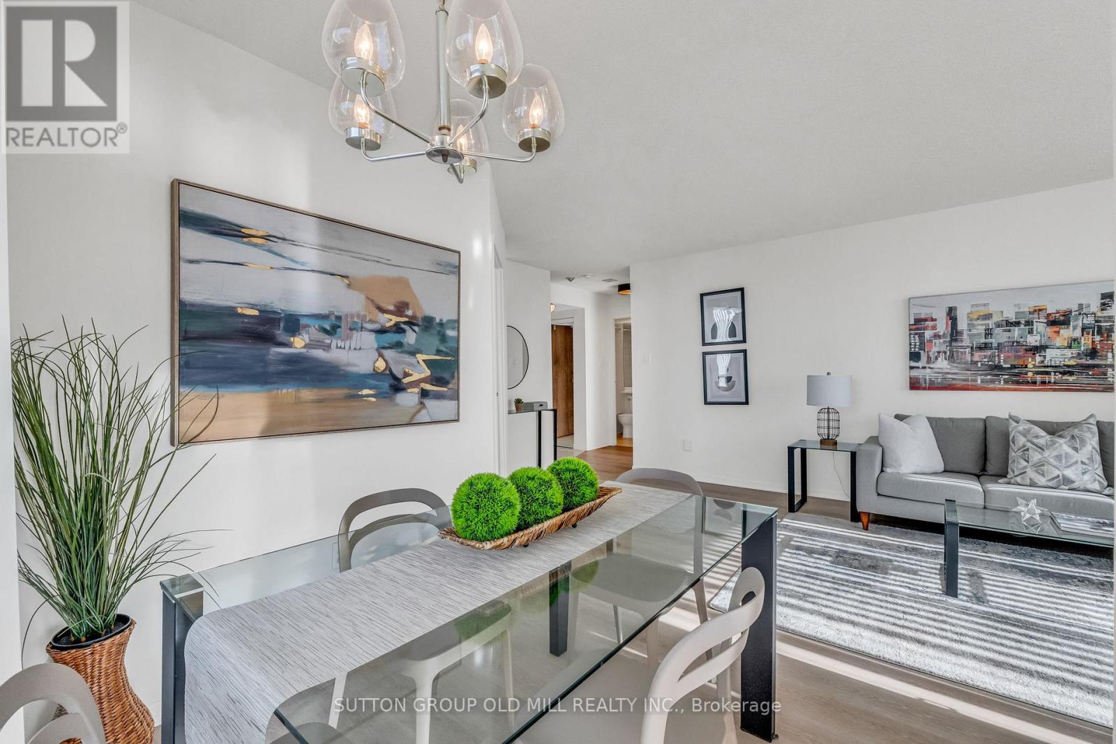 1505 - 550 Webb Drive, Mississauga, Ontario  L5B 3Y4 - Photo 13 - W12681184