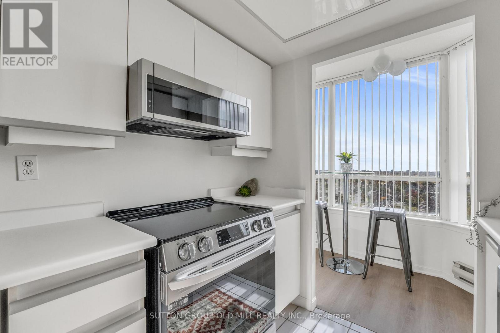 1505 - 550 Webb Drive, Mississauga, Ontario  L5B 3Y4 - Photo 16 - W12681184