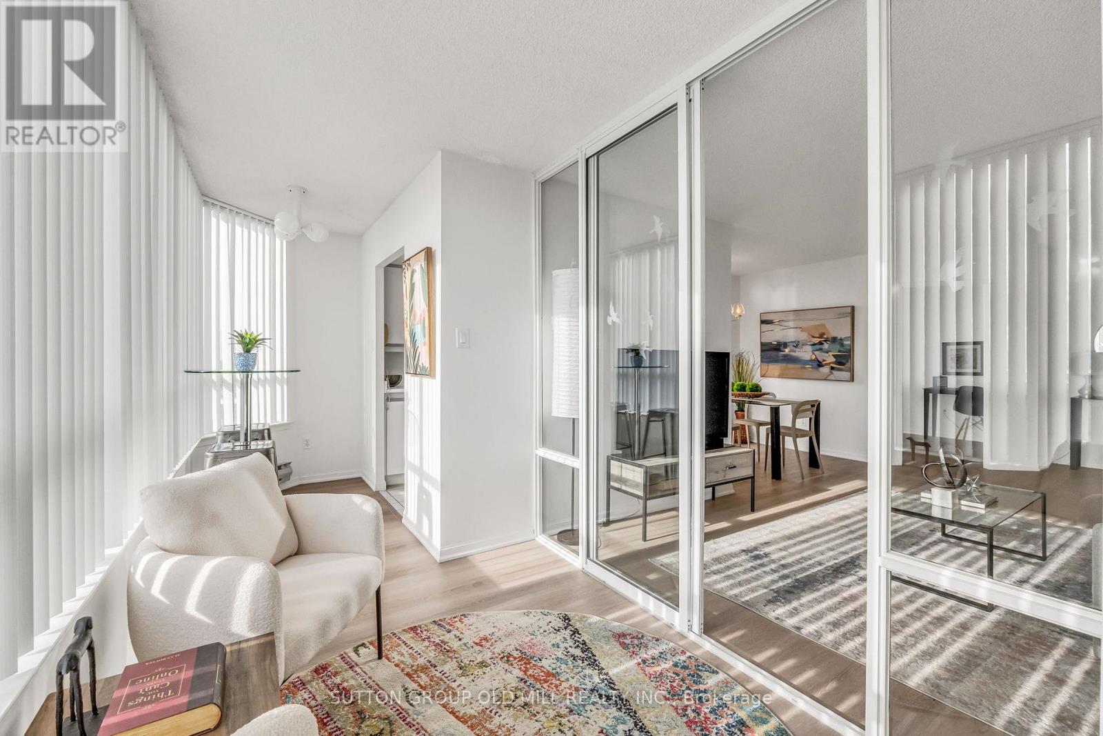 1505 - 550 Webb Drive, Mississauga, Ontario  L5B 3Y4 - Photo 20 - W12681184