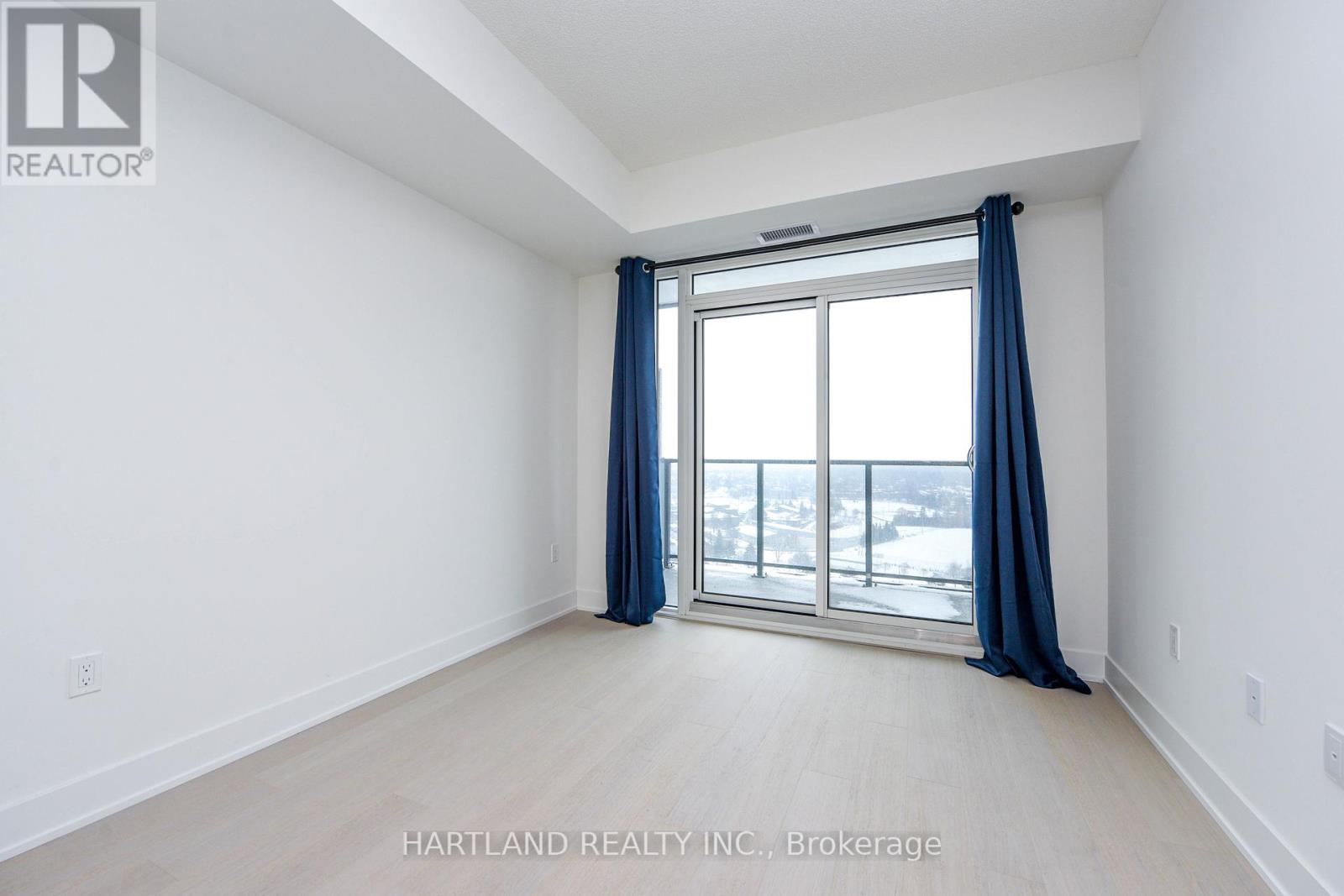 1401 - 204 Burnhamthorpe Road E, Mississauga, Ontario  L5A 0B3 - Photo 25 - W12681214