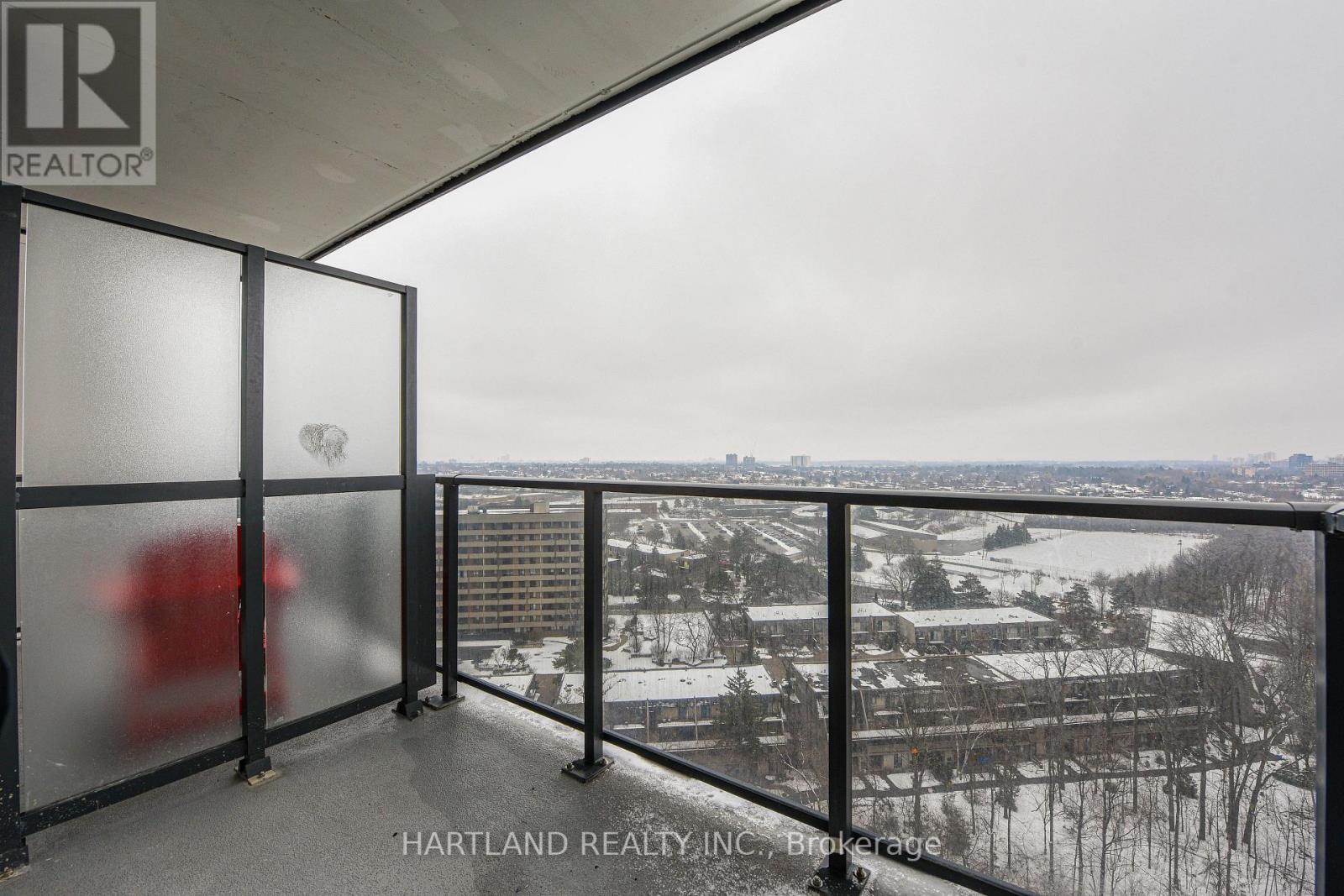 1401 - 204 Burnhamthorpe Road E, Mississauga, Ontario  L5A 0B3 - Photo 39 - W12681214