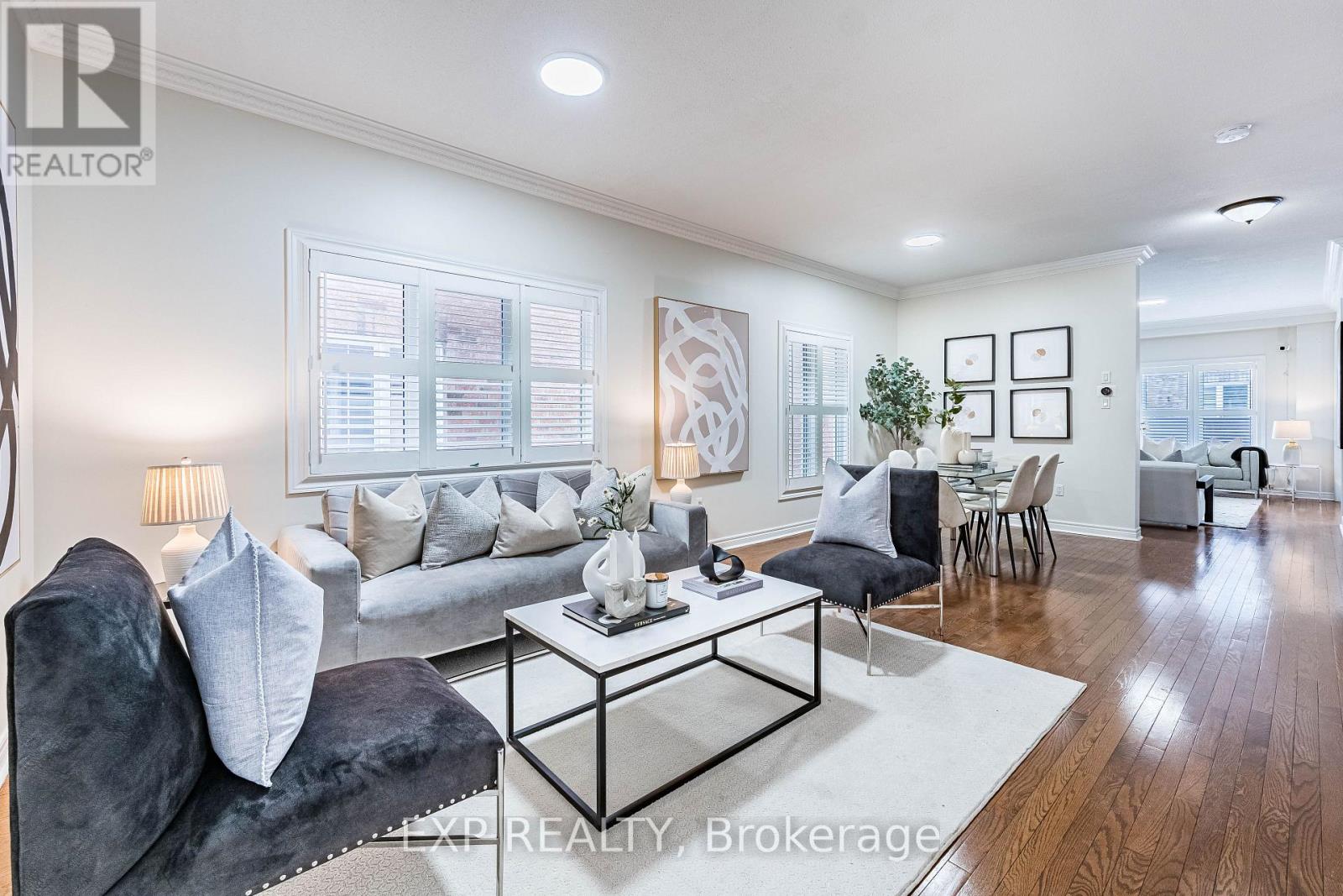 22 Snowdrift Trail, Brampton, Ontario  L6R 3K2 - Photo 5 - W12681230