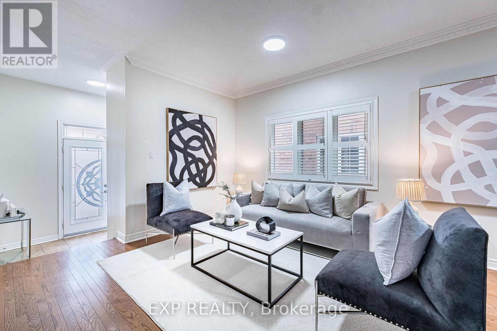 22 Snowdrift Trail, Brampton, Ontario  L6R 3K2 - Photo 7 - W12681230