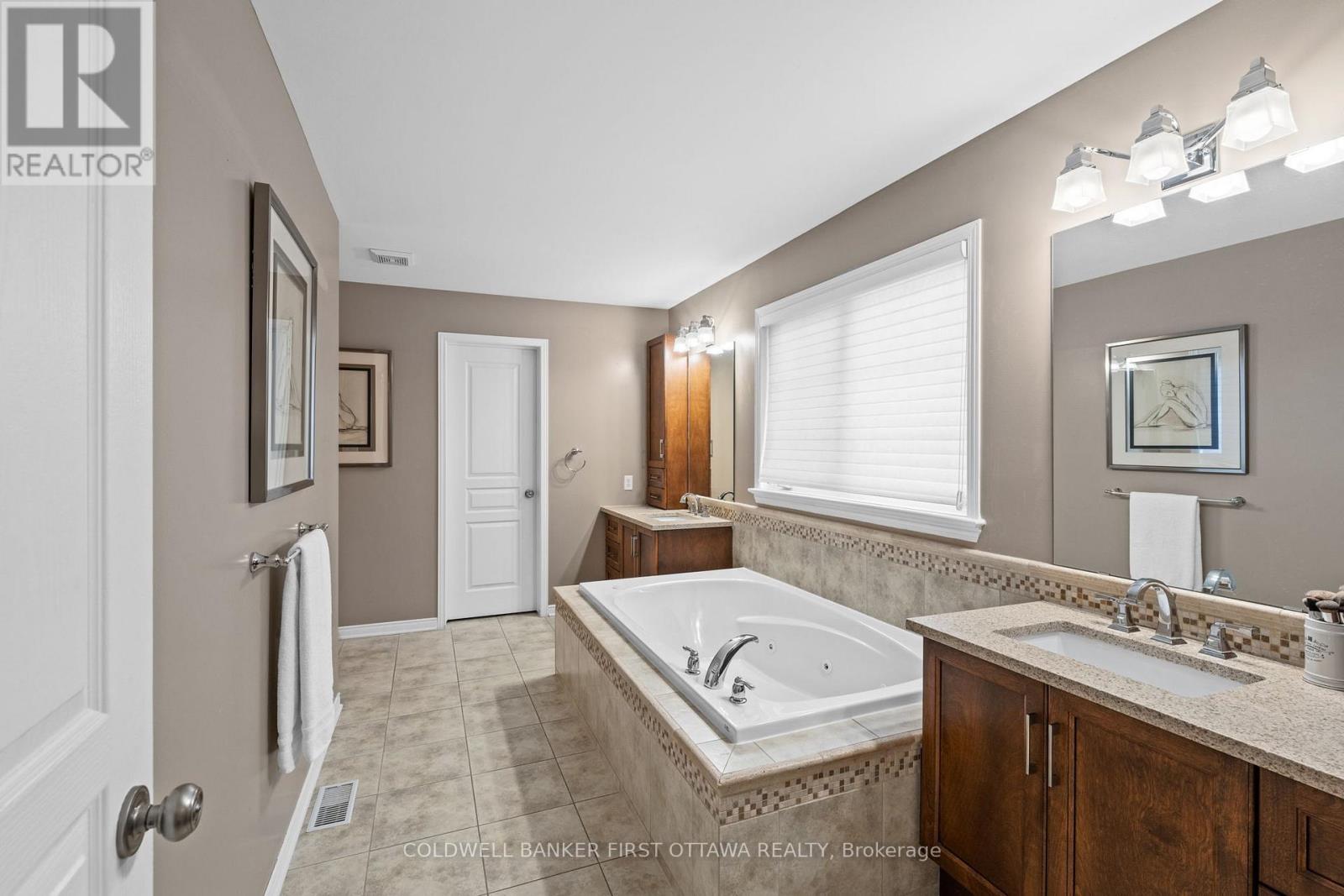 781 Kilbirnie Drive, Ottawa, Ontario  K2J 0M3 - Photo 17 - X12681256