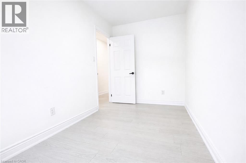 384 Westwood Drive Unit# Upper, Waterloo, Ontario  N2M 2L6 - Photo 18 - 40795796