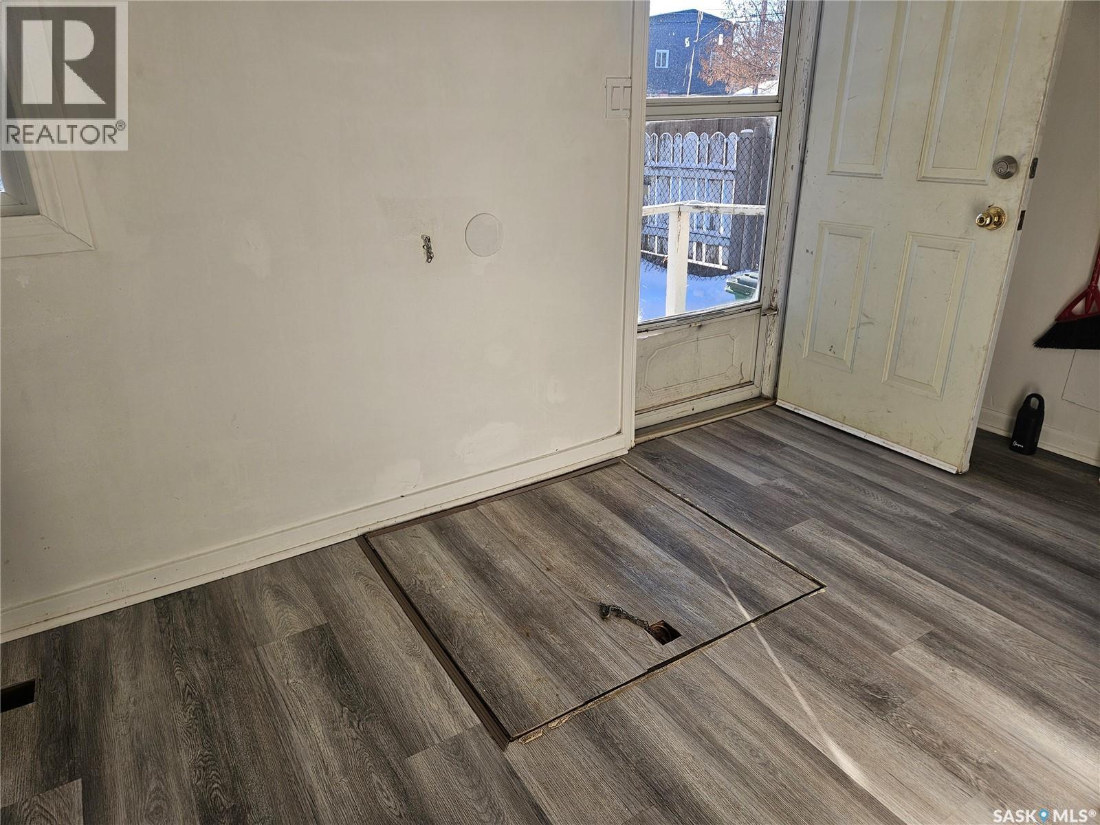 915 23rd Street W, Saskatoon, Saskatchewan  S7L 0S1 - Photo 11 - SK026519