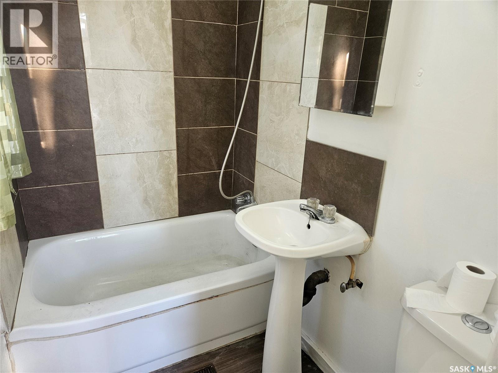 915 23rd Street W, Saskatoon, Saskatchewan  S7L 0S1 - Photo 21 - SK026519