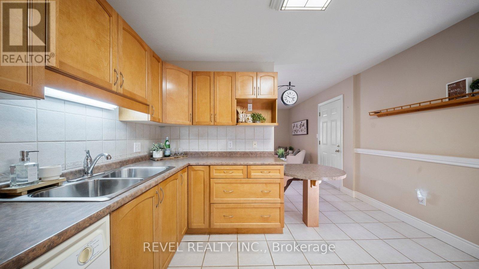 356 Grand River Avenue, Brantford, Ontario  N3T 4Y8 - Photo 14 - X12681078