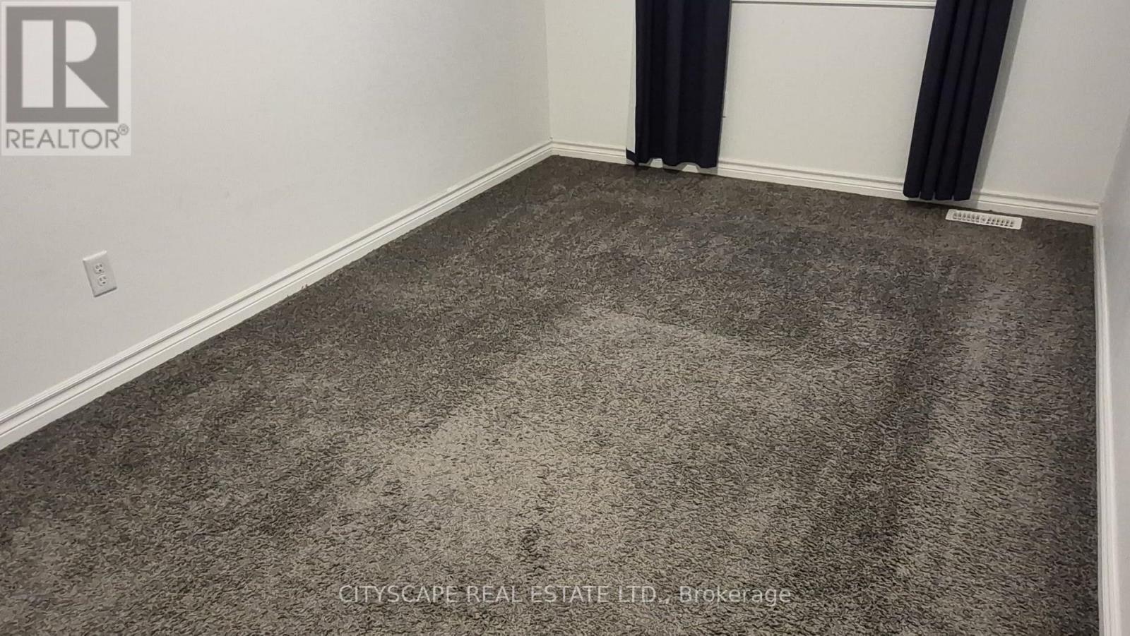 21 Woodedge Circle, Kitchener, Ontario  N2R 0P8 - Photo 15 - X12681114