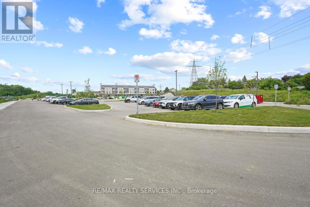 #c62 - 370 Fisher Mills Road, Cambridge, Ontario  L5L 0B8 - Photo 3 - X12681166