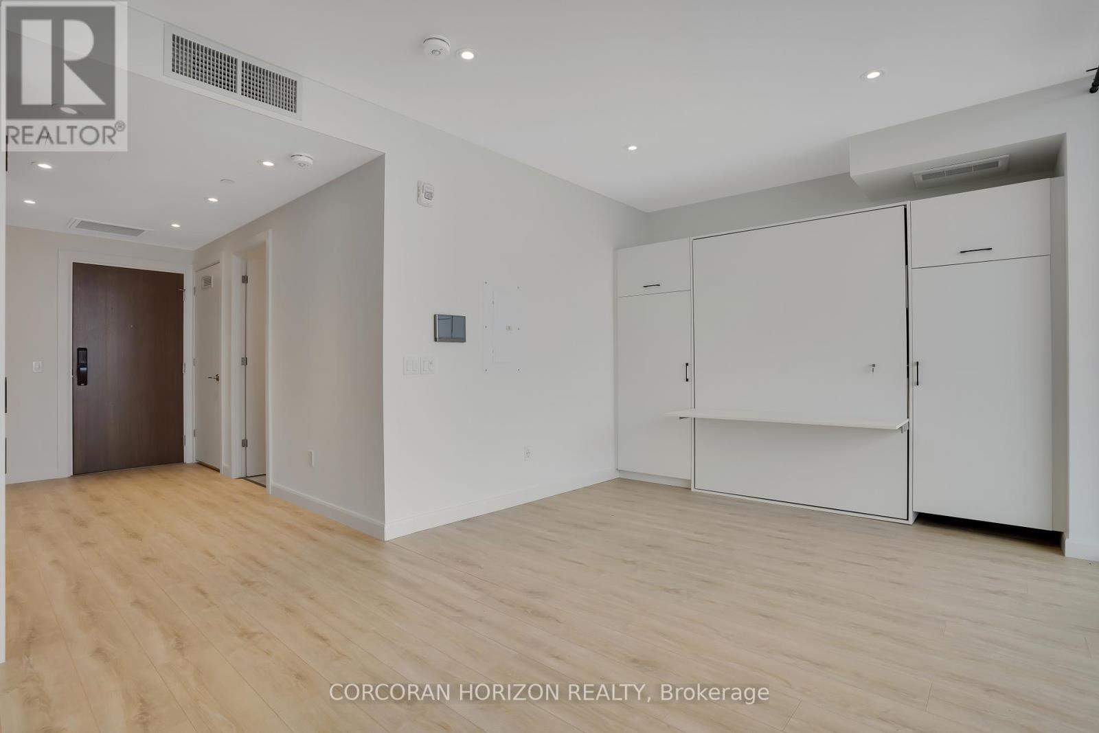 1809 - 741 King Street W, Kitchener, Ontario  N2G 0E9 - Photo 19 - X12681174