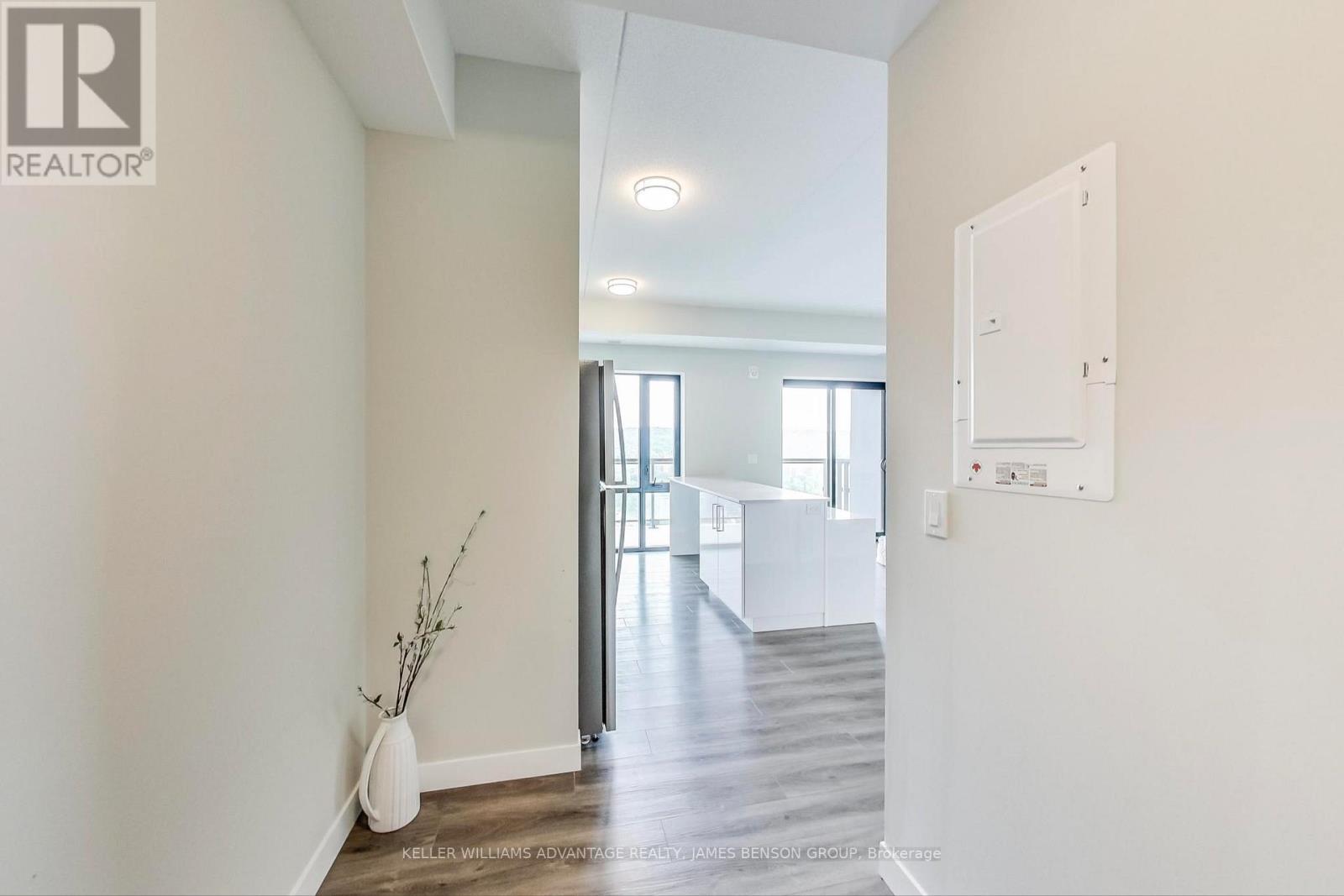 1202 - 15 Queen Street S, Hamilton, Ontario  L8P 0C6 - Photo 4 - X12681182