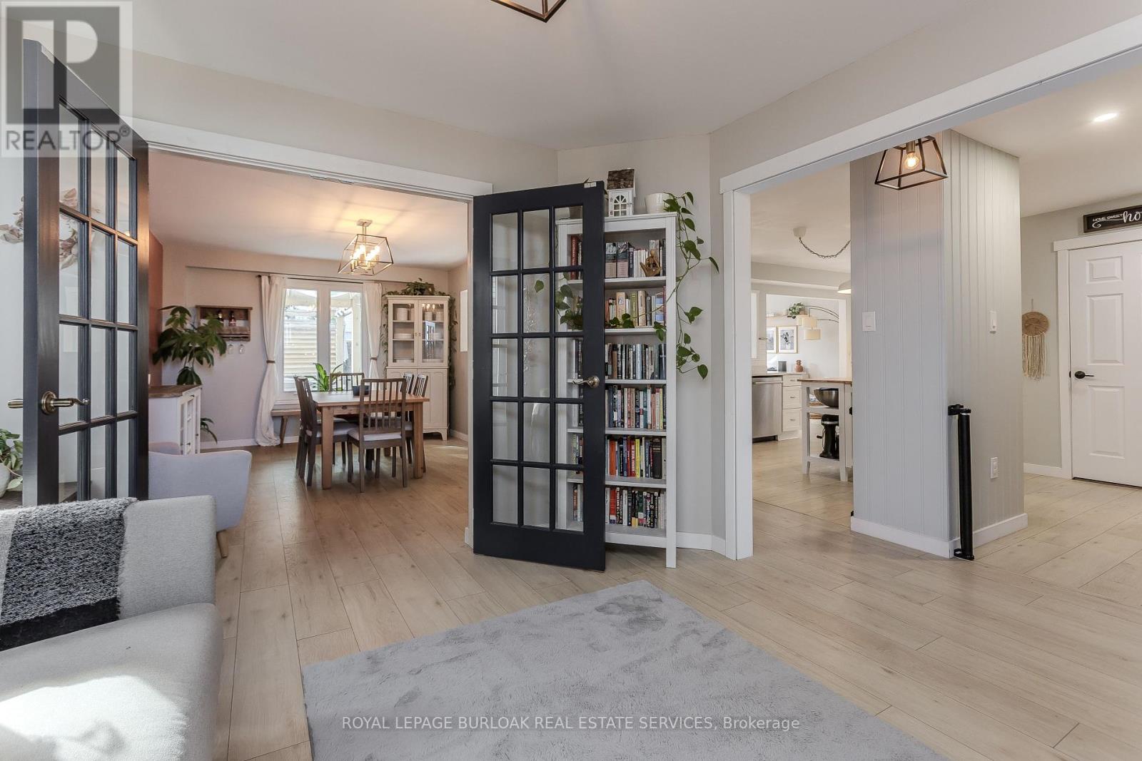 347 Delancey Boulevard, Hamilton, Ontario  L9B 2B4 - Photo 10 - X12681188