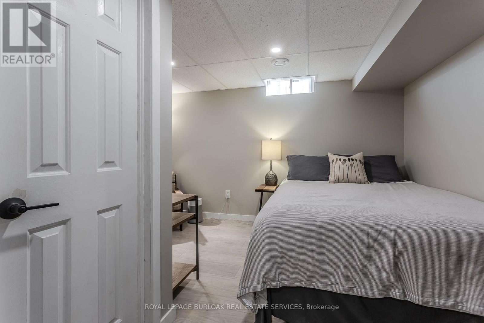 347 Delancey Boulevard, Hamilton, Ontario  L9B 2B4 - Photo 26 - X12681188