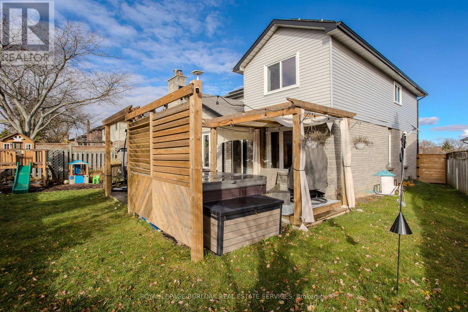 347 Delancey Boulevard, Hamilton, Ontario  L9B 2B4 - Photo 29 - X12681188