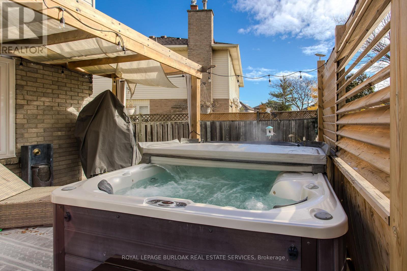 347 Delancey Boulevard, Hamilton, Ontario  L9B 2B4 - Photo 30 - X12681188